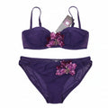 Modèle violet à broderie florale avec jarretières amovibles - Jardin Secret